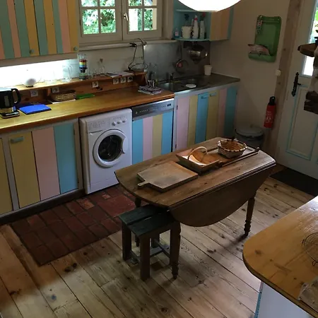 Сasa de vacaciones Maison Ancienne Dans Parc Boise *