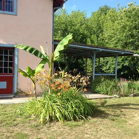 Maison Ancienne Dans Parc Boise Semesterbostad *