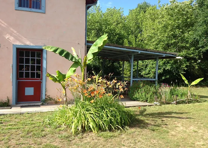 Maison Ancienne Dans Parc Boise Dom wakacyjny *